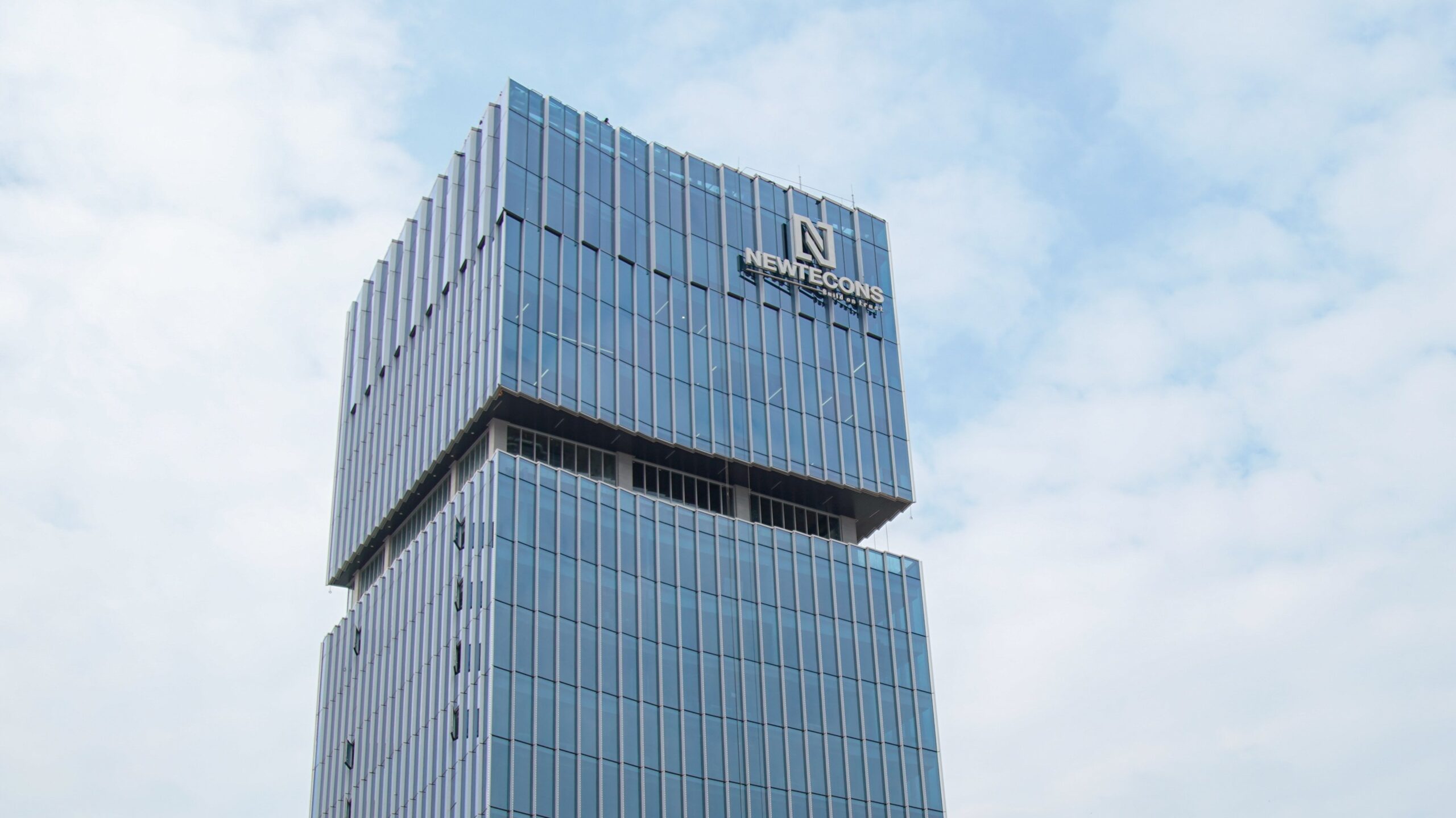 https://sts-vn.com/en/newtecons-tower-1673529421